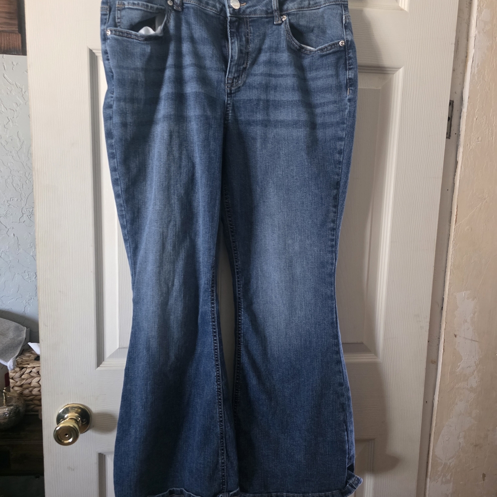 Maurices Flare Leg Blue Jeans